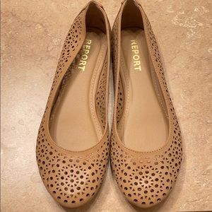 Report beige flats